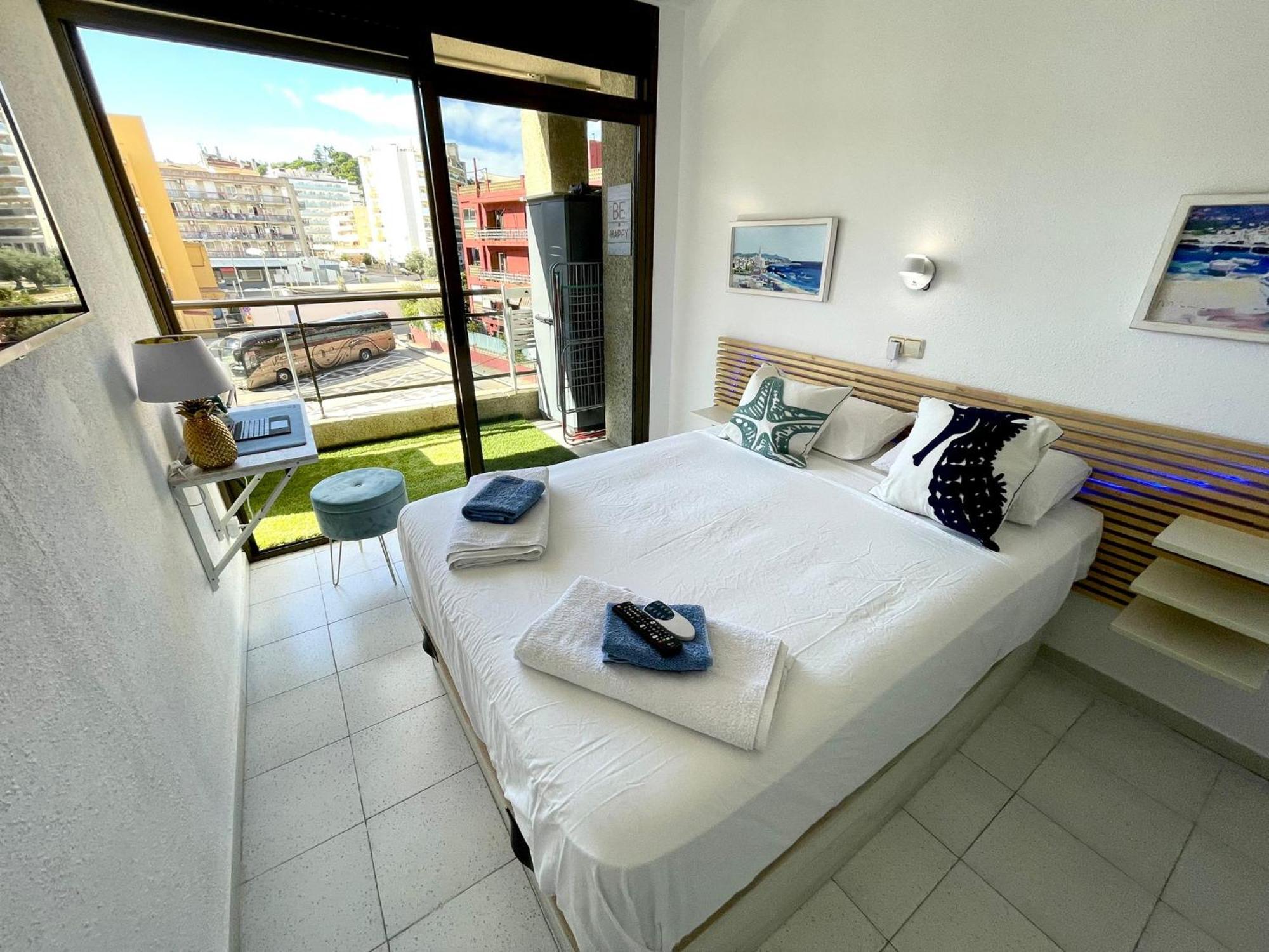Apartemento Piscina Centro 3 Min Playa Apartment *