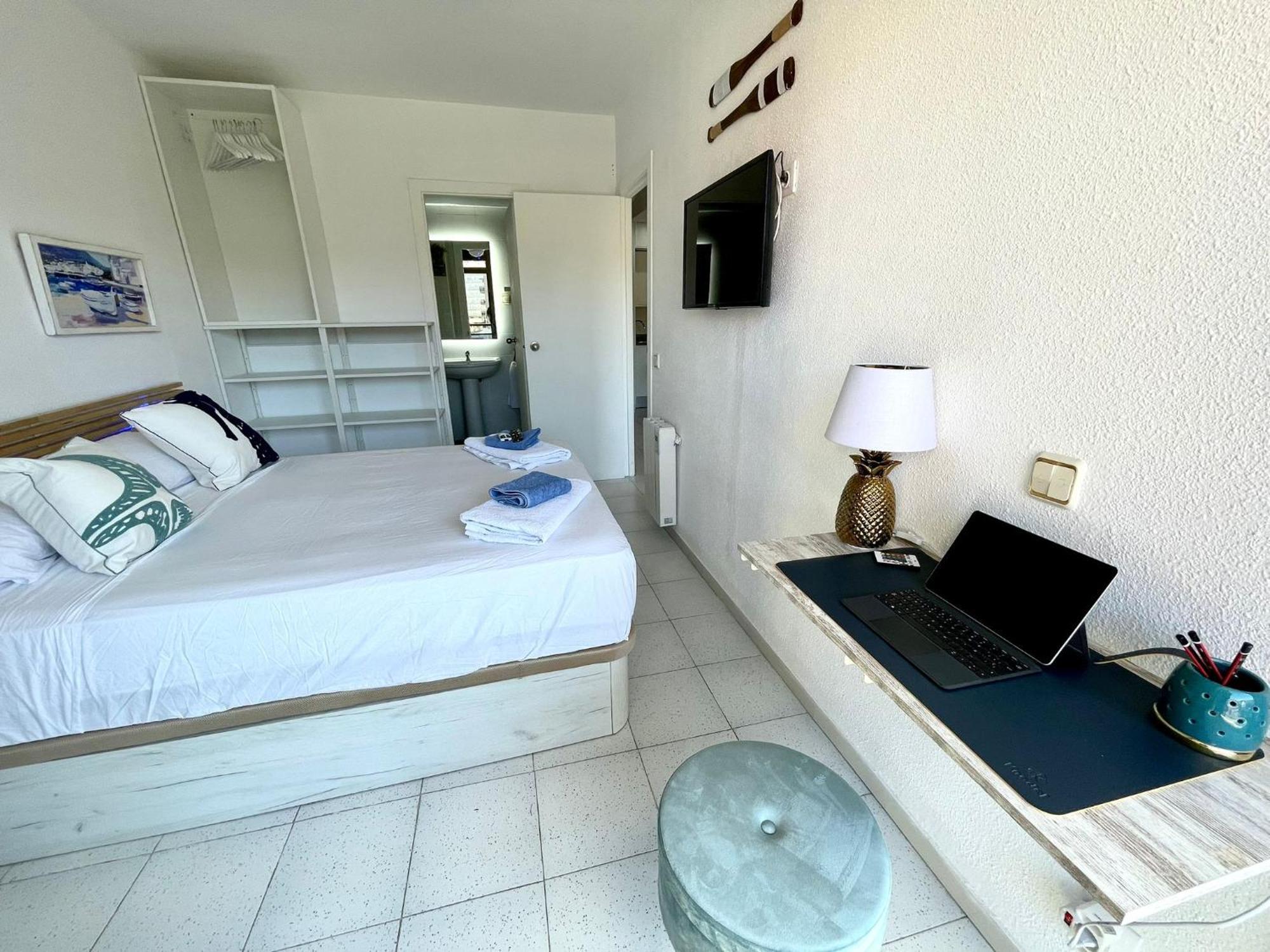 Apartemento Piscina Centro 3 Min Playa Apartment